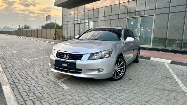 Honda Accord 2008 3.5 V6 98000 KMS