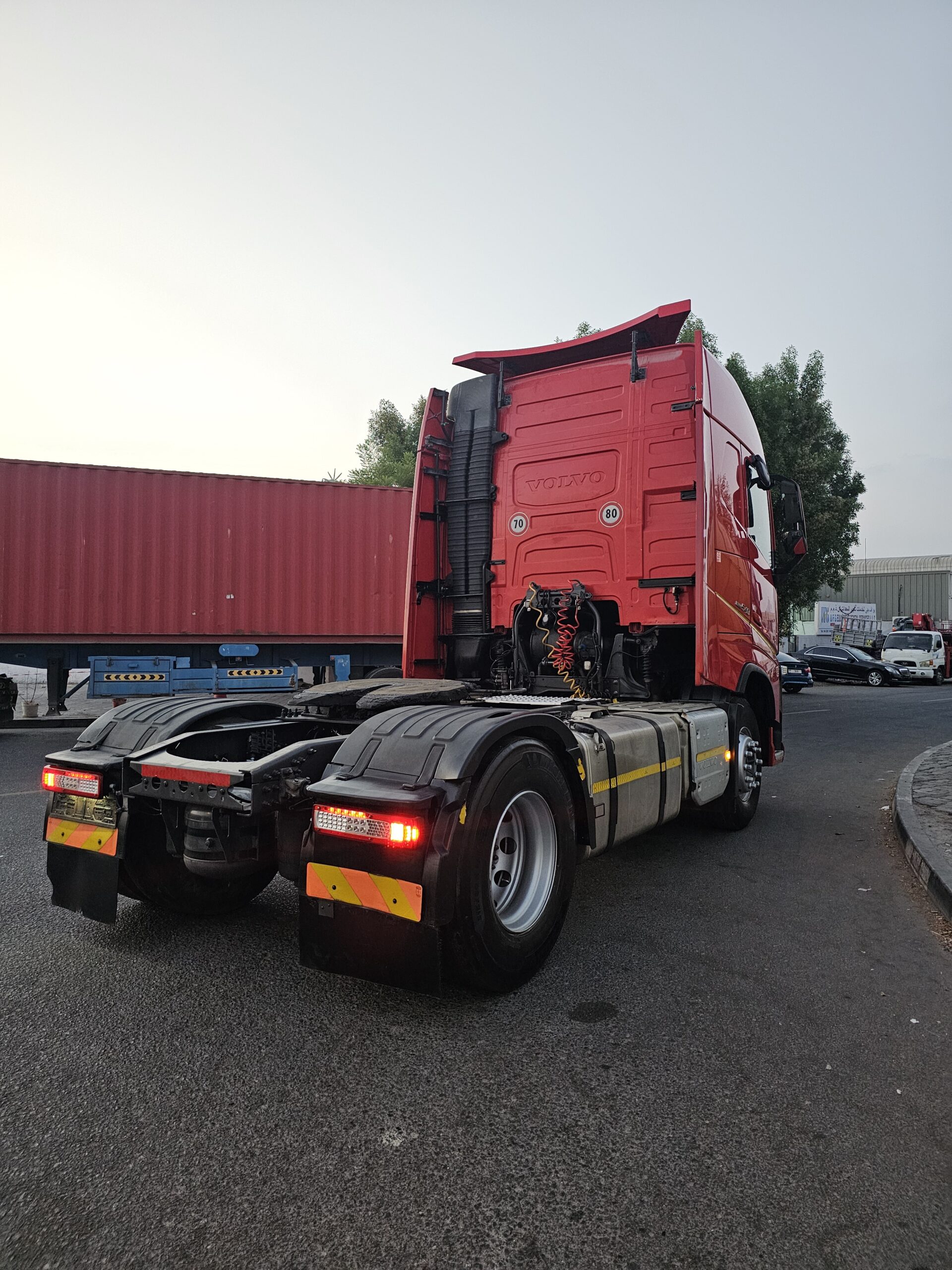 FH red volvo